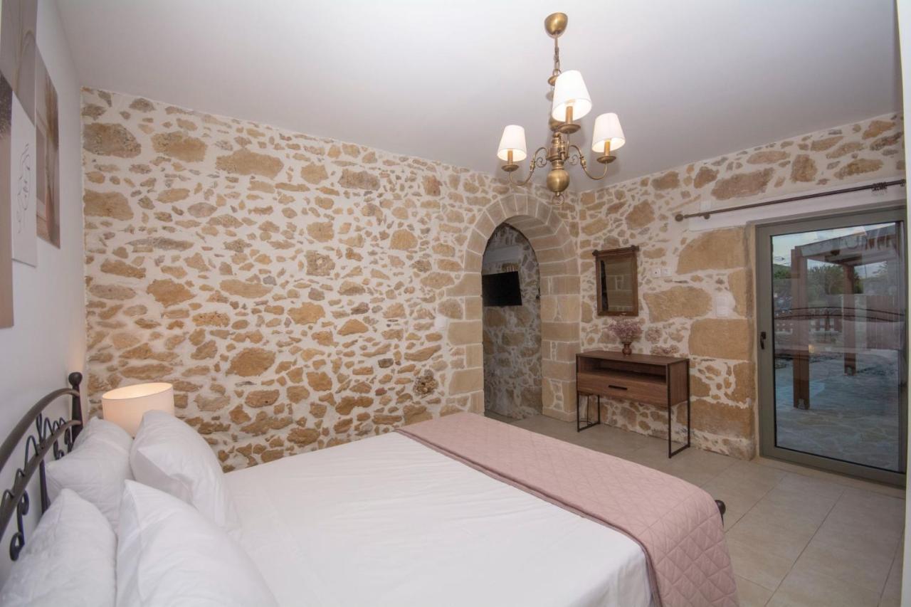Pamelas House With Jacuzzi Kissamos Exterior photo